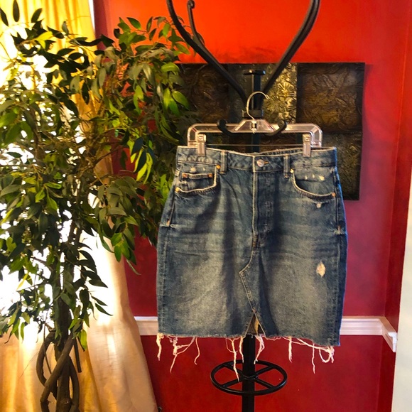 H&M Denim Skirt - Picture 3 of 10